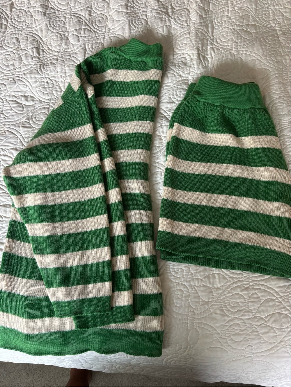 Amazon Green and Cream Striped Crewneck Sweater - Picture 7 of 7